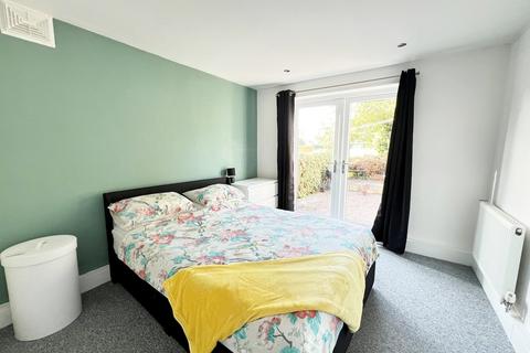 undefined, Spring Lane, Kenilworth