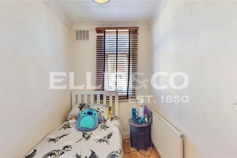 undefined, Rosebank Avenue, Wembley, HA0