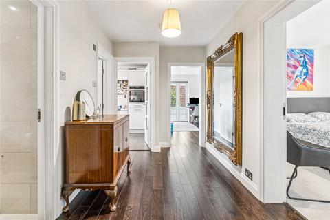 2 bedroom apartment for sale, Runnymede House, Courtlands, Sheen Road, Richmond, TW10