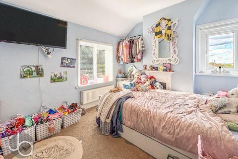 3 bedroom end of terrace house for sale, Main Road, Harwich CO12
