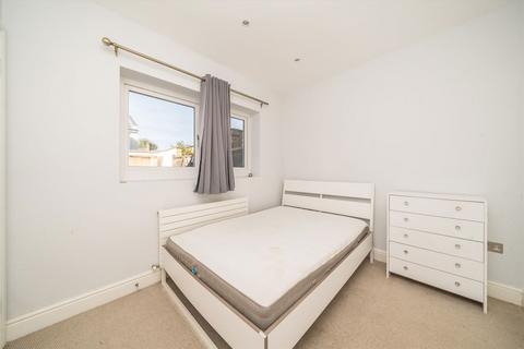 undefined, Fairfield Place, Kingston Upon Thames KT1