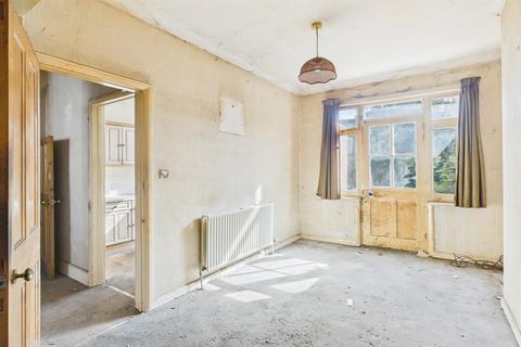 3 bedroom terraced house for sale, Undine Street, Tooting, London, SW17