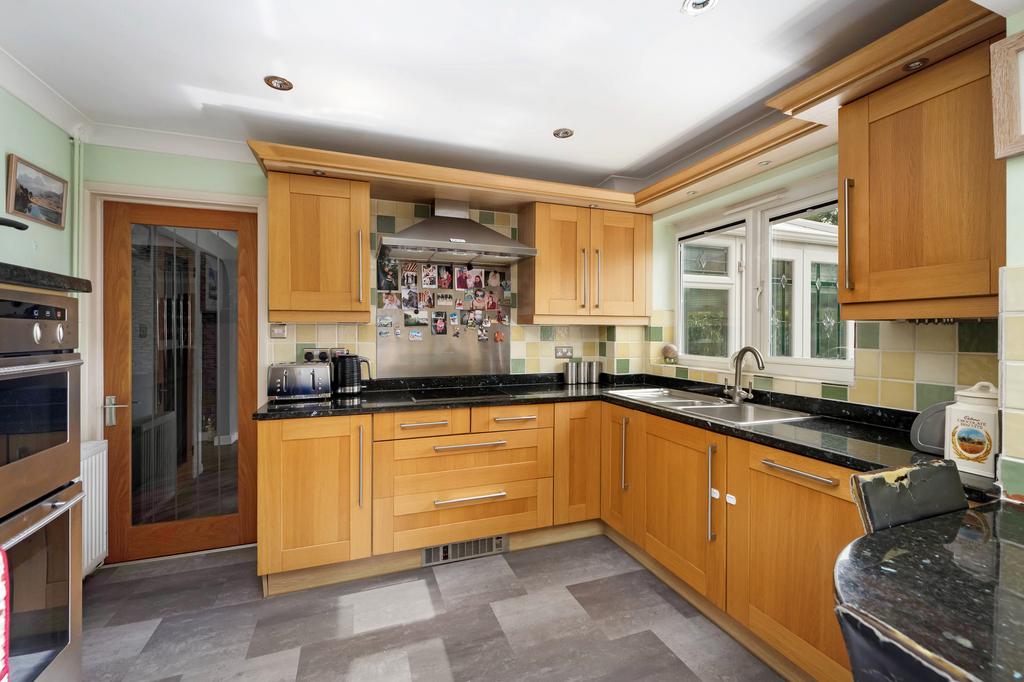 Kitchen-Breakfast Room