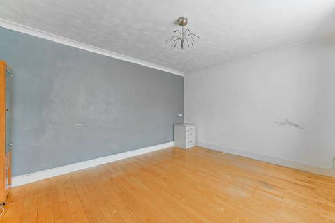 undefined, Bishops Close, Sutton, SM1