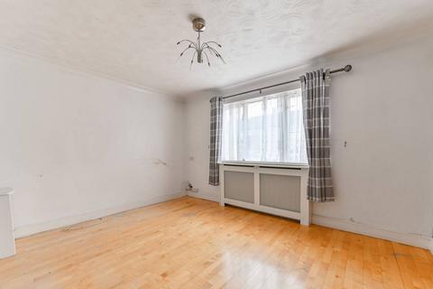 undefined, Bishops Close, Sutton, SM1