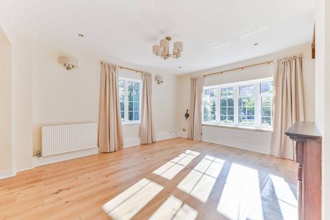 4 bedroom semi-detached house to rent, Cambridge Avenue, New Malden, KT3