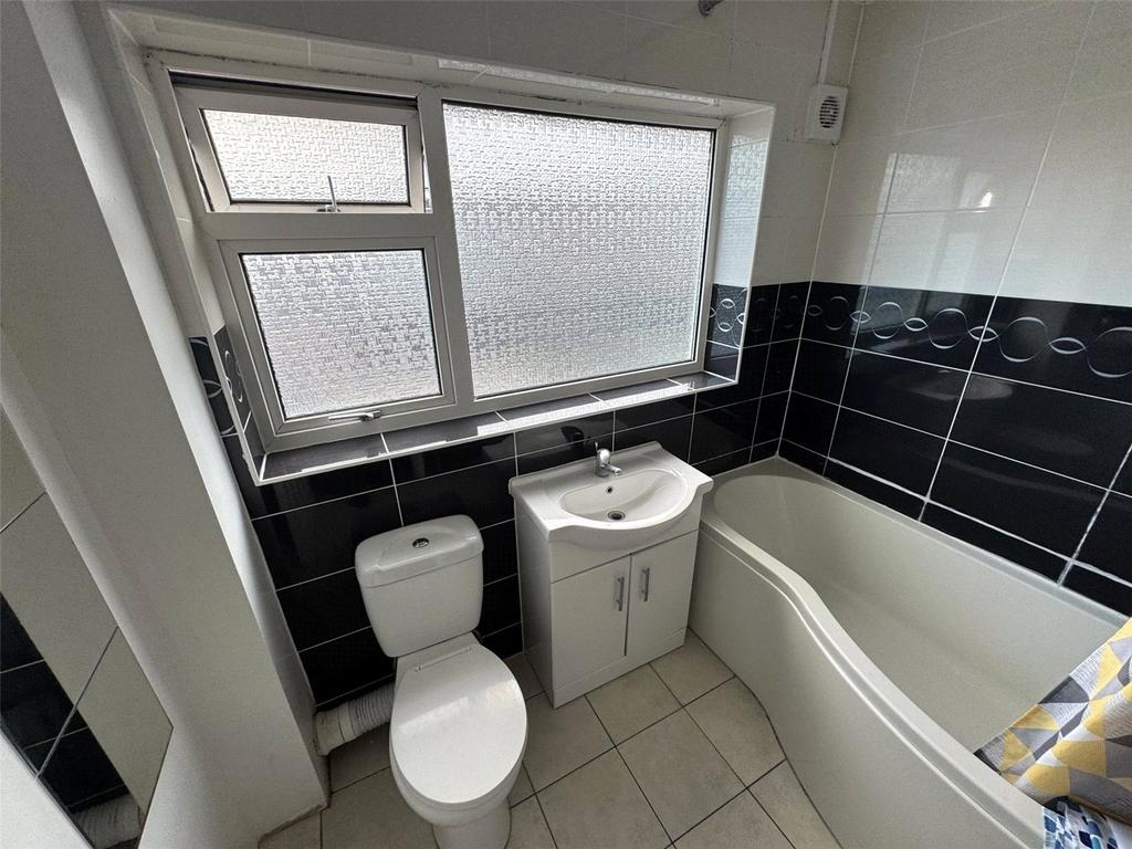 Bathroom No. 07