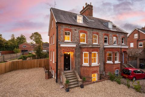 undefined, Oxford Road, Newbury, RG14
