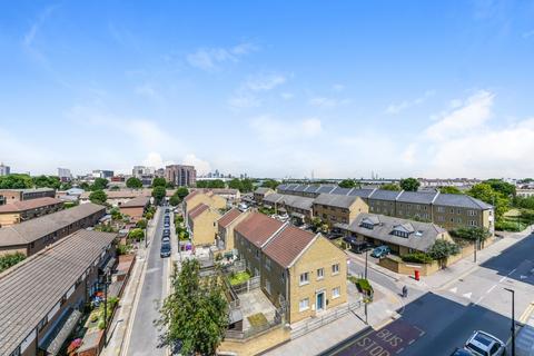 2 bedroom flat to rent, Blair Street, Poplar, London, E14