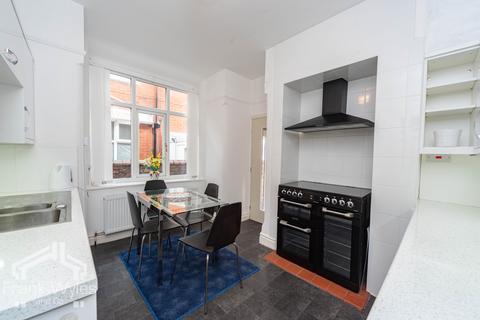 4 bedroom semi-detached house for sale, Caryl Road, Lytham St. Annes, Lancashire