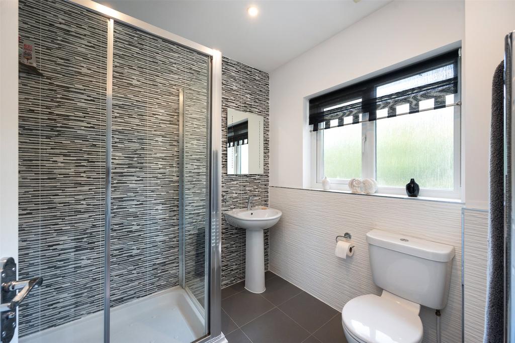 En Suite Shower