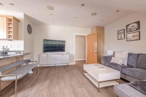 undefined, Lawn Close, Datchet SL3