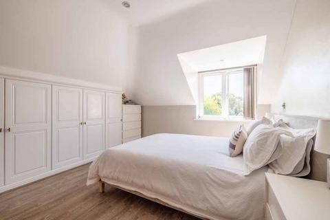 undefined, Lawn Close, Datchet SL3
