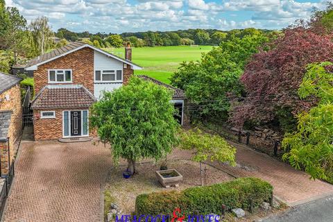 Alexander Lane, Shenfield, Brentwood