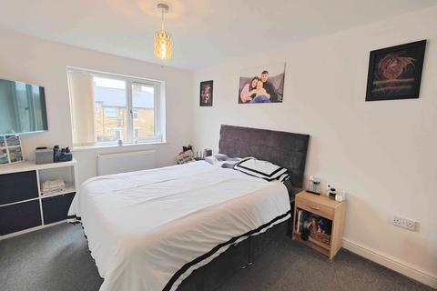 undefined, Plantation Court, Bradford BD6