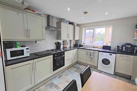 undefined, Plantation Court, Bradford BD6