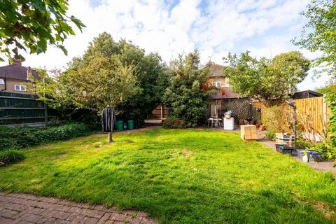 undefined, Villiers Avenue, Surbiton, KT5