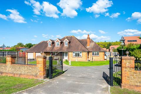 undefined, Dalmead, Guildford, GU3