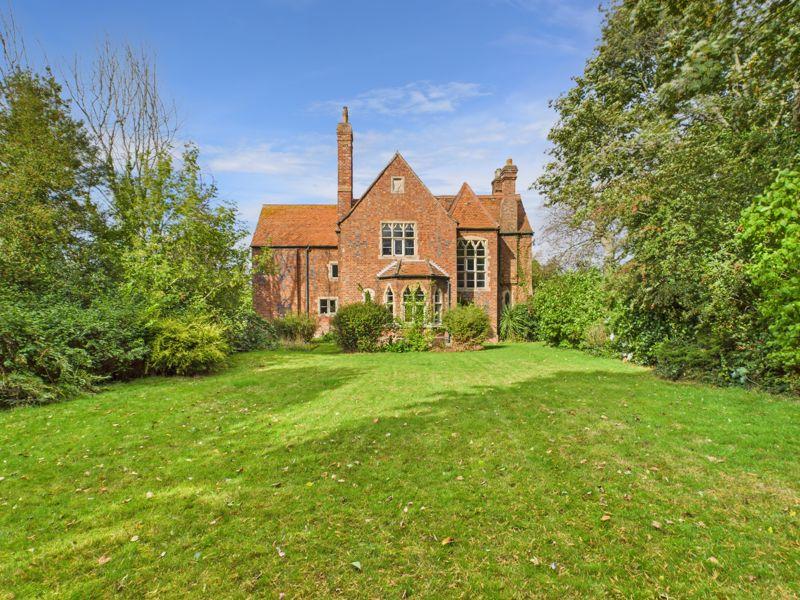Teulon House