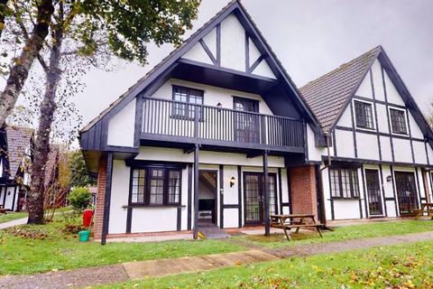 undefined, 26 Tudor Court, Tolroy Manor