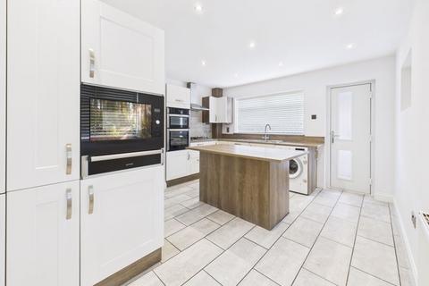 3 bedroom terraced house for sale, Kennet Road, Hull