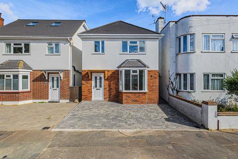 St. Johns Road, Westcliff-on-Sea, SS0