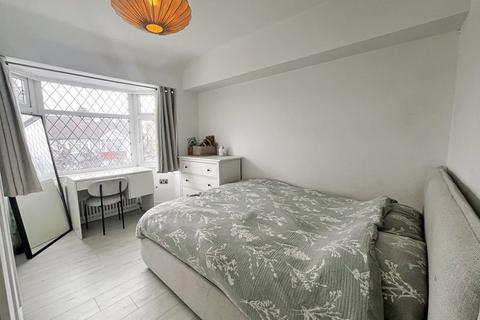 3 bedroom semi-detached house for sale, Wadham Gardens, Greenford
