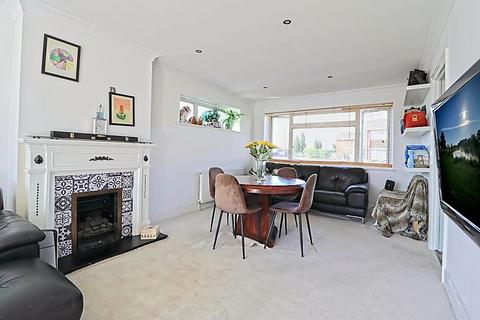 3 bedroom terraced house for sale, Canvey Road, Canvey Island