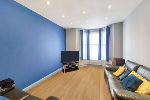 undefined, Regina Road, Southall