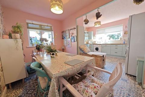 19 Acredale Road, Carlisle, CA2 7QT