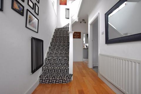 3 Blenheim Road, Harrow, HA2 7AQ