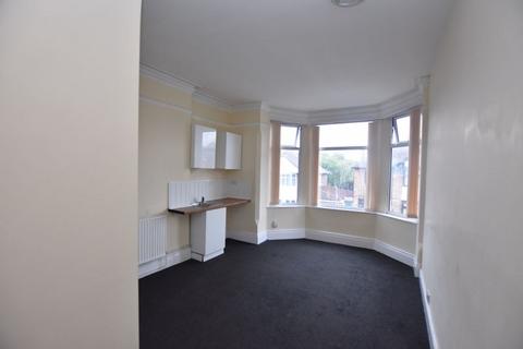 undefined, Studio Room Leslie Road NG7 6PD