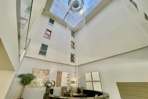 2 bedroom flat to rent, Rochester Row, London, SW1P