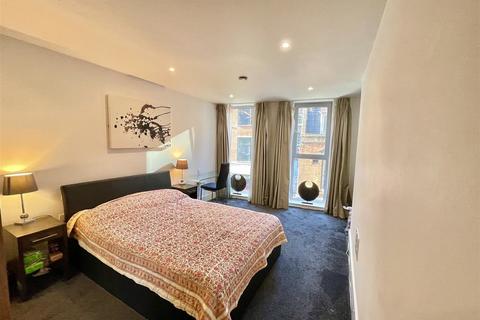 2 bedroom flat to rent, Rochester Row, London, SW1P