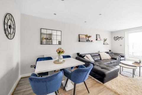 undefined, Boston Road, London W7