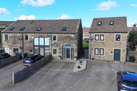 3 bedroom barn conversion for sale, Old Guy Road, Queensbury BD13