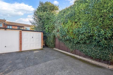 10 Beehive Close, Catshill, Bromsgrove, B61 0PT