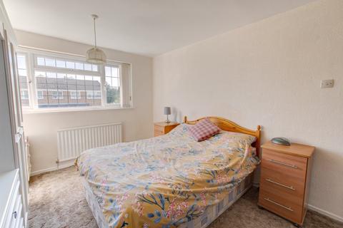 10 Beehive Close, Catshill, Bromsgrove, B61 0PT