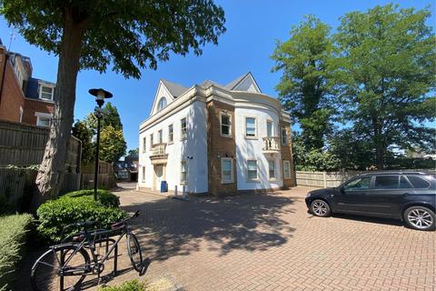 Office to rent, Portsmouth Rd Esher KT10 9AA