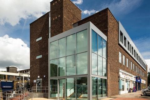Office to rent, Station Appr West Byfleet KT14 6NW