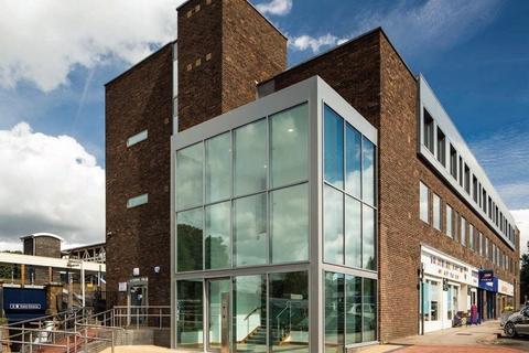 Office to rent, Station Appr West Byfleet KT14 6NW