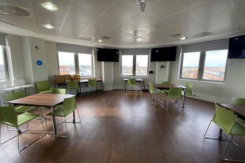 Office to rent, St. Marks Hl Surbiton KT6 4QD