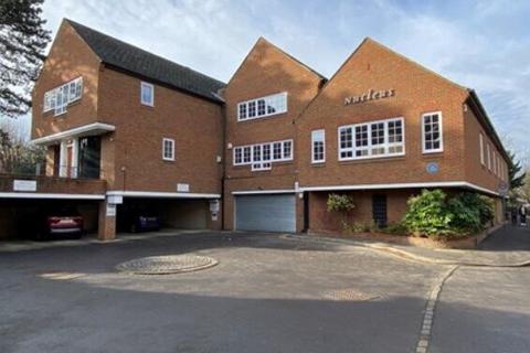 Office to rent, Summer Rd Thames Ditton KT7 0QF