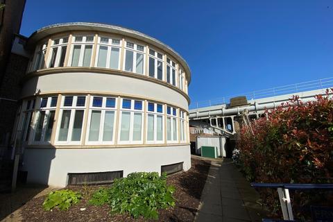 Office to rent, Lower Teddington Rd Kingston Upon Thames KT1 4ER