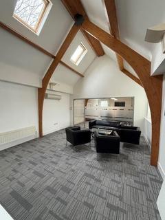 Office to rent, Hurst Rd East Molesey KT8 9AY
