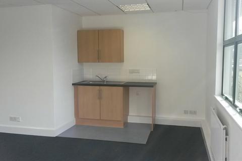Warehouse to rent, Blenheim Rd Epsom KT19 9QN