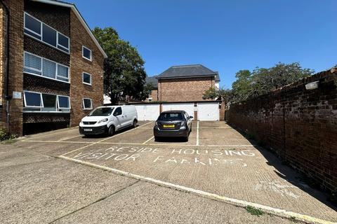 Office for sale, 18 Lower Teddington Rd Kingston Upon Thames KT1 4EU
