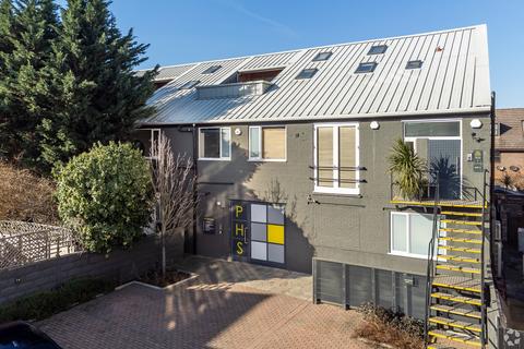 Office to rent, 25-37 Cowleaze Rd Kingston Upon Thames KT2 6DZ