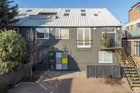 Office to rent, 25-37 Cowleaze Rd Kingston Upon Thames KT2 6DZ