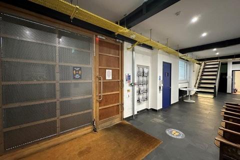 Office to rent, 25-37 Cowleaze Rd Kingston Upon Thames KT2 6DZ